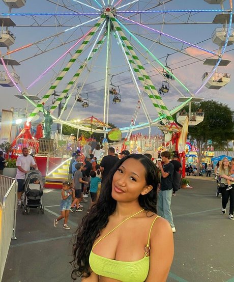 Drew valentina pretty model picture