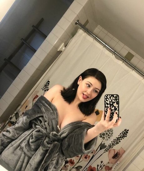 lilacorpse nudes star picture