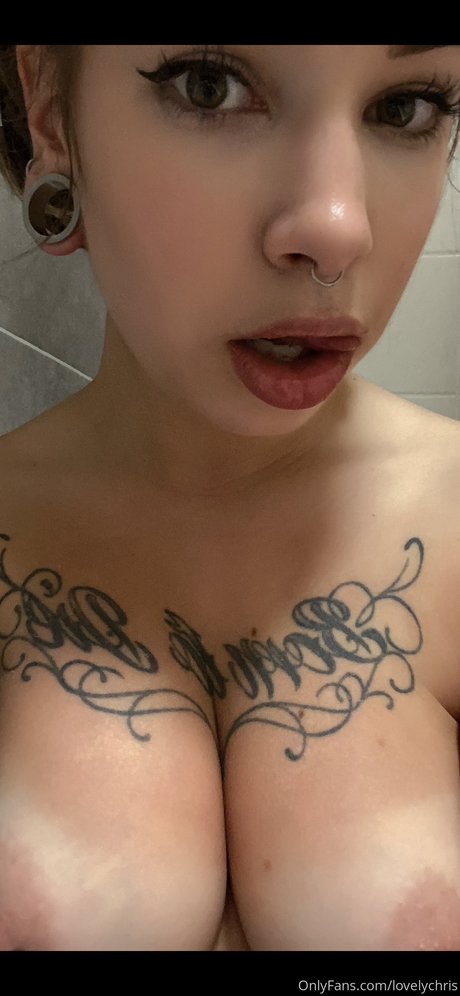 lovelychris star photo