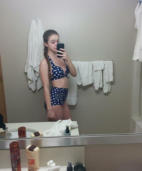 Alildore exclusive pornstar image