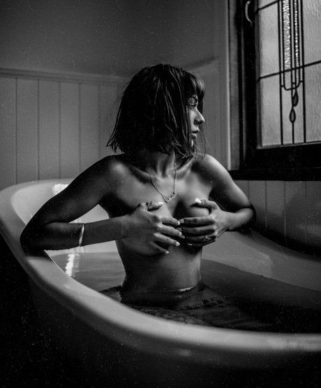 Maraa Jane model nice pics