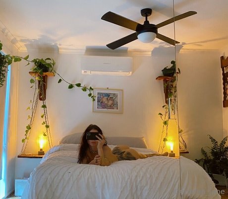 Maraa Jane free model picture