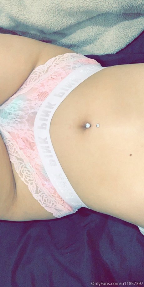 _TaniaVega star pretty pictures