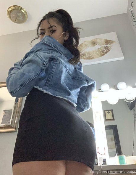 _TaniaVega nudes model galleries