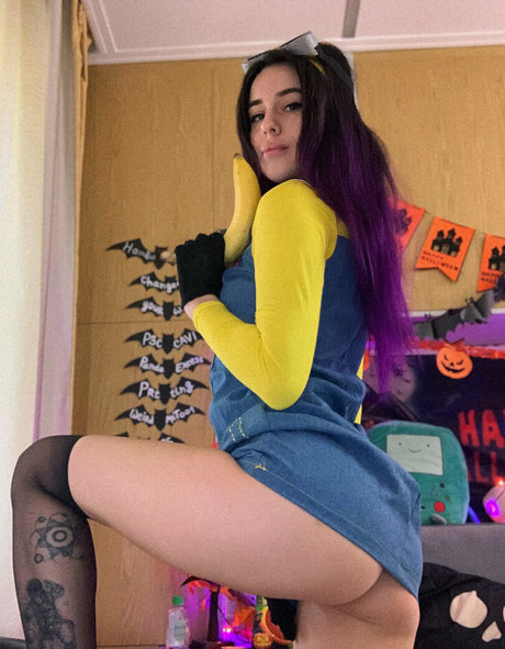 Nika123 nude actress pictures