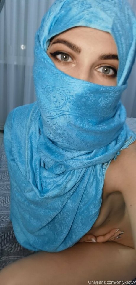 onlykattyv star sexy photos