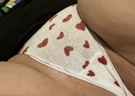 KatTheKunt model top img