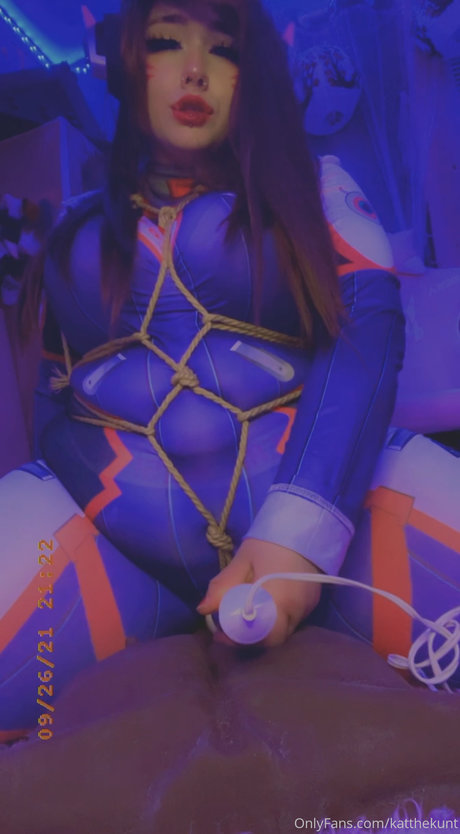 KatTheKunt model sex pictures