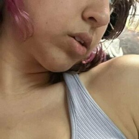 Spicy Sprout beautiful model images