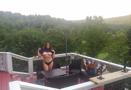 WNC Fun Girl pretty model archive