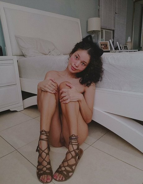 its ella lopez star nude img