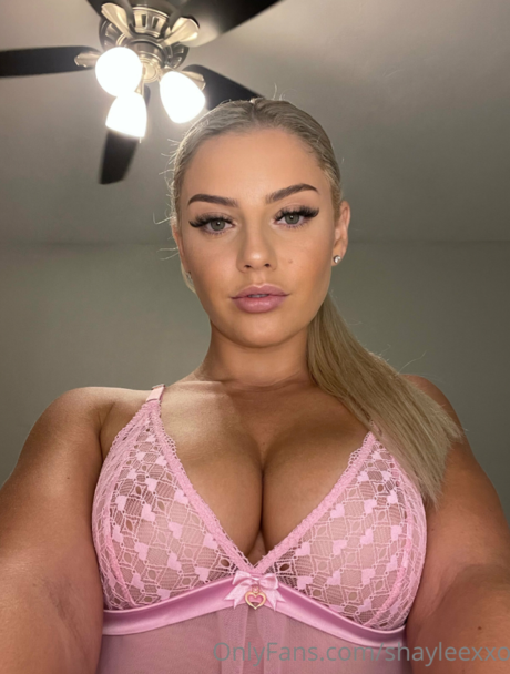 Shayleexxo perfect pornstar photo