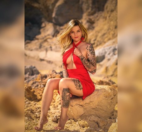 Frau Box free actress pics