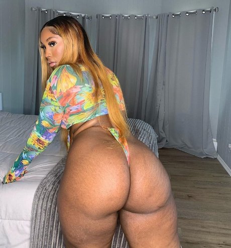 sobomb star xxx photo