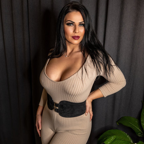 Desyra Noir model pornographic img