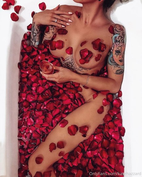 Kate Hazzard perfect star images