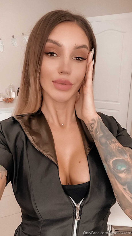 Kate Hazzard pretty pornstar image