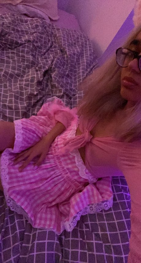 peachaven model naked gallery