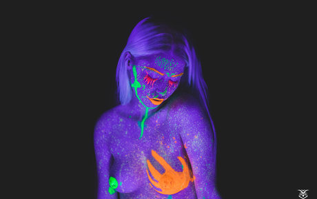 xholakys model naked photo