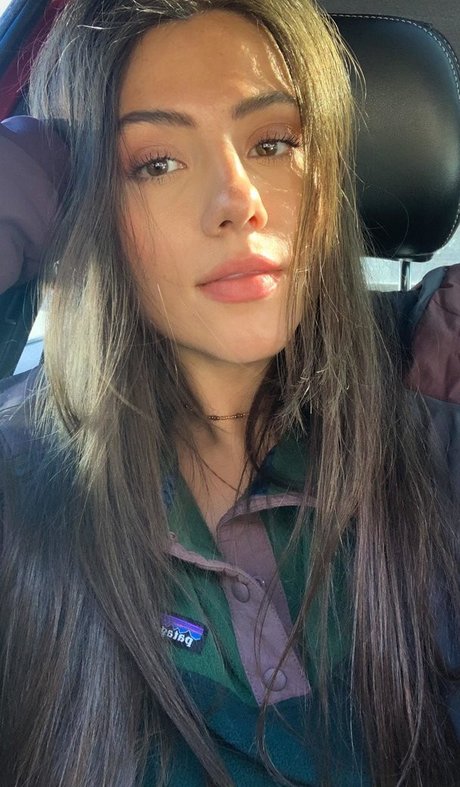 Adriana Mae model nice galleries