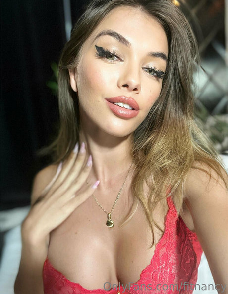 FitNancy star hot image