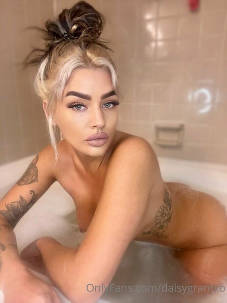 daisygrantxo porn model photo
