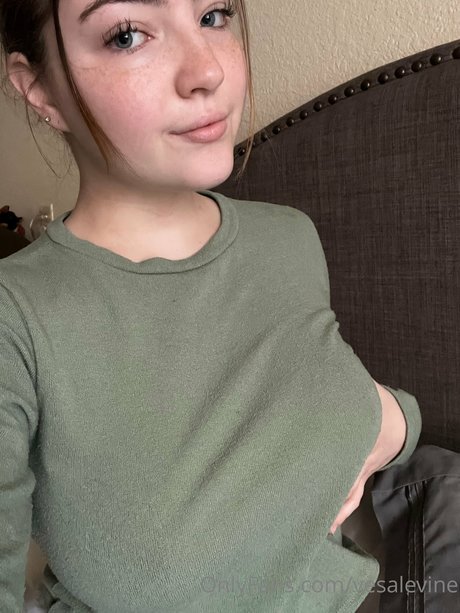 Vesalevine pornstar nudes photos