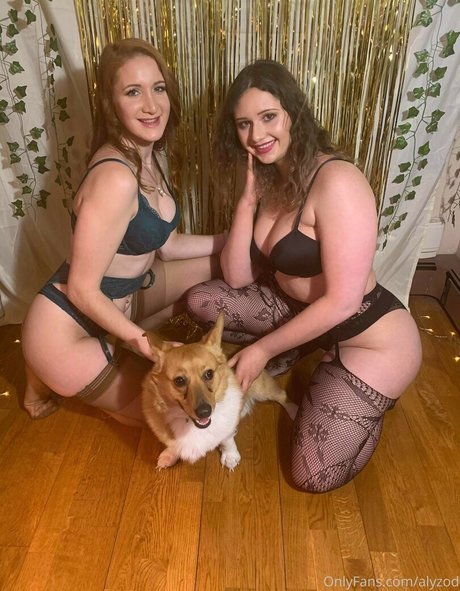 Aly Zod model high quality images