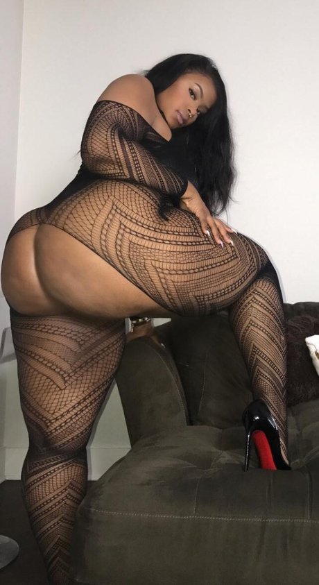 Nars adult model picture