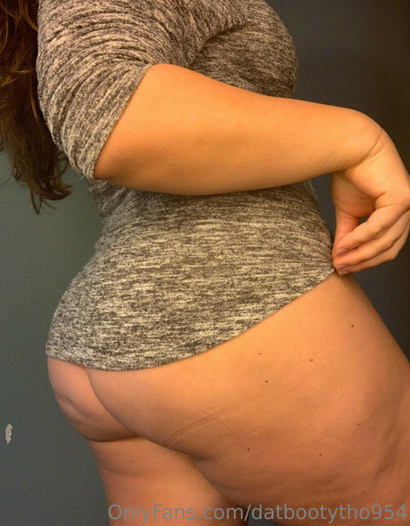 Datbootytho954 hot actress img