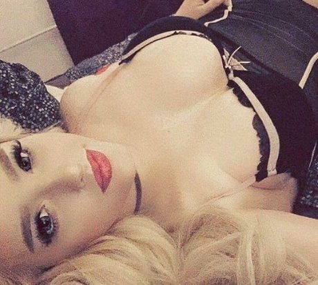 Lostfoxling actress gallery