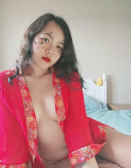 beautiful face onlyfans sexy naked gallery