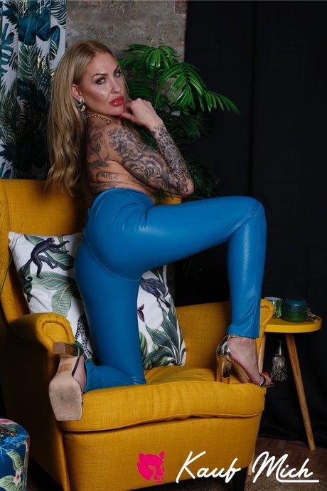 Tina2212 actress archive