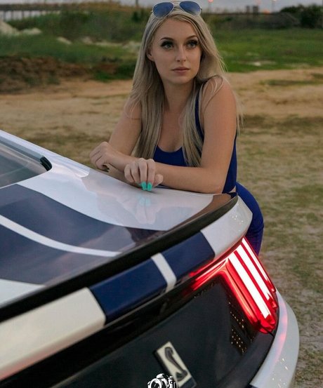 UrEbabe star nudes photo