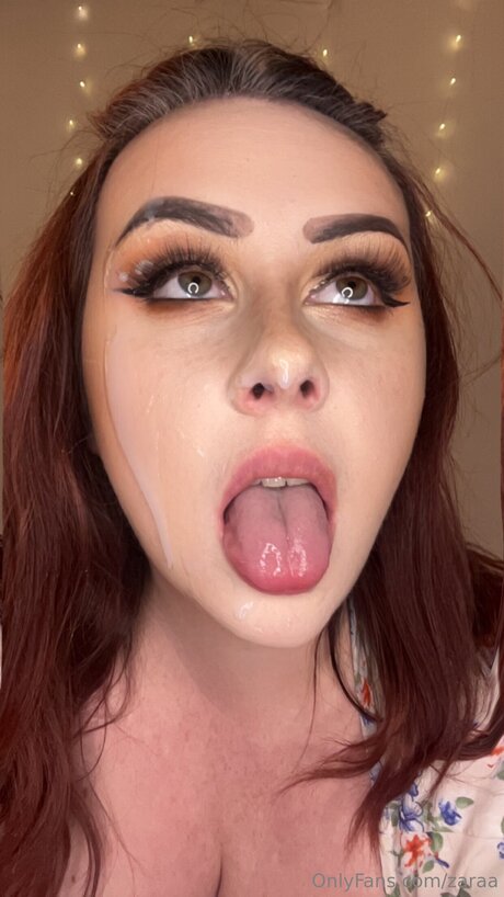 Zaraa model top photos