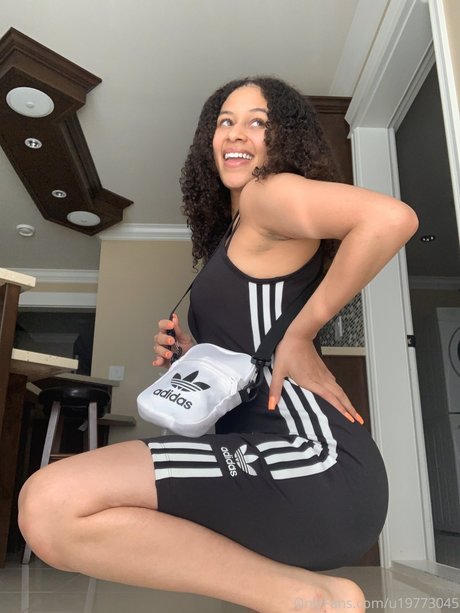 LuvaLuva nude actress img