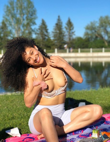 LuvaLuva pornstar hd img