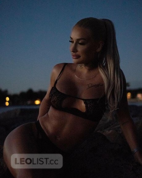 Elodie Baillargeon Roy adult model image