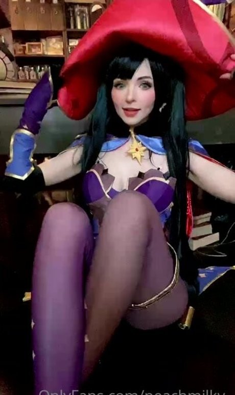 Peach Milky model sex img