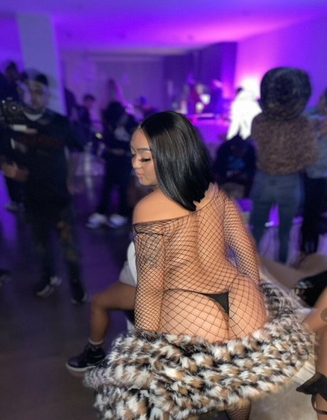 asianstarfireofficial pornstar sexy image