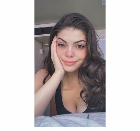 madelyn whitehead hot model pic