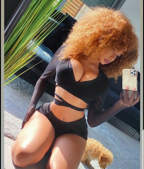 Dana Curly pornographic star pic