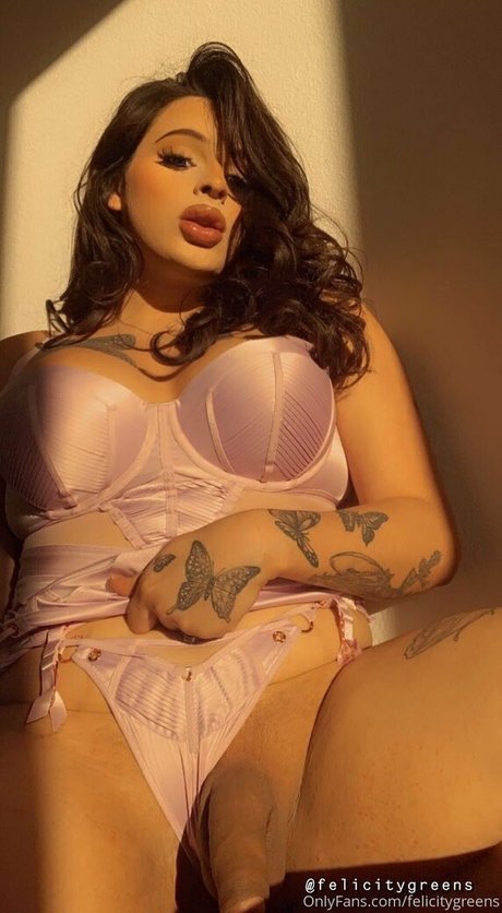 Felicity Greens star perfect archive