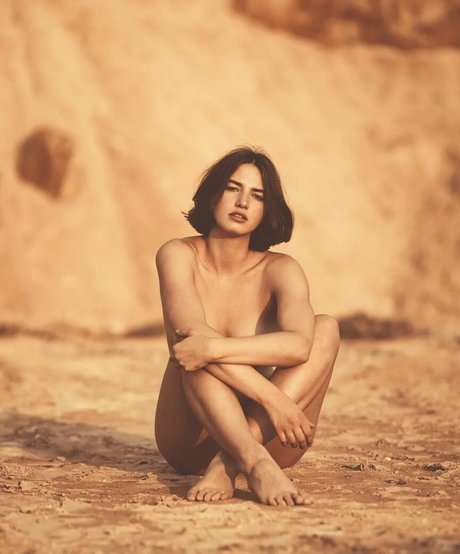 Anna Tauber pretty pornstar pic