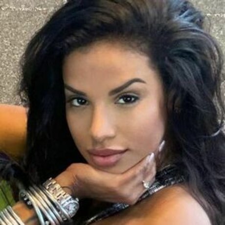 brunettebarbie ve sexy actress photos