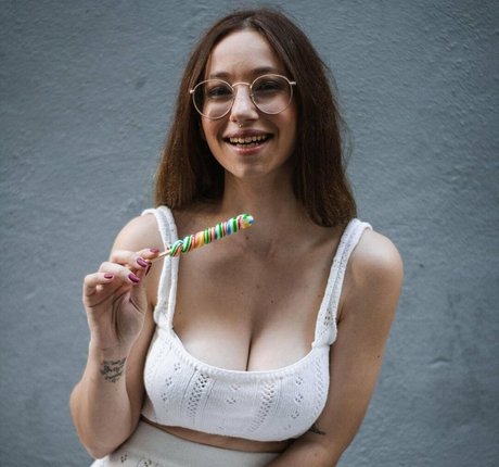 Lada Amores nudes pornstar pic