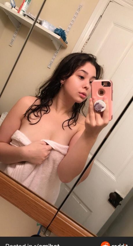 epanet hot actress gallery