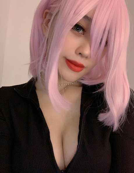 Saiiren model pornographic pic