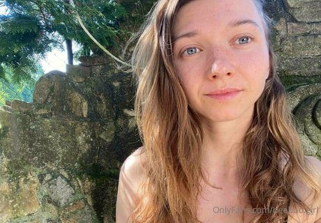 beeboogirl pornstar pics