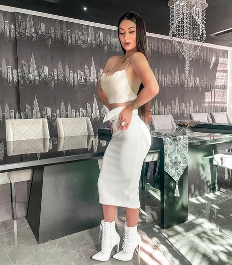 petite girls onlyfans art naked image